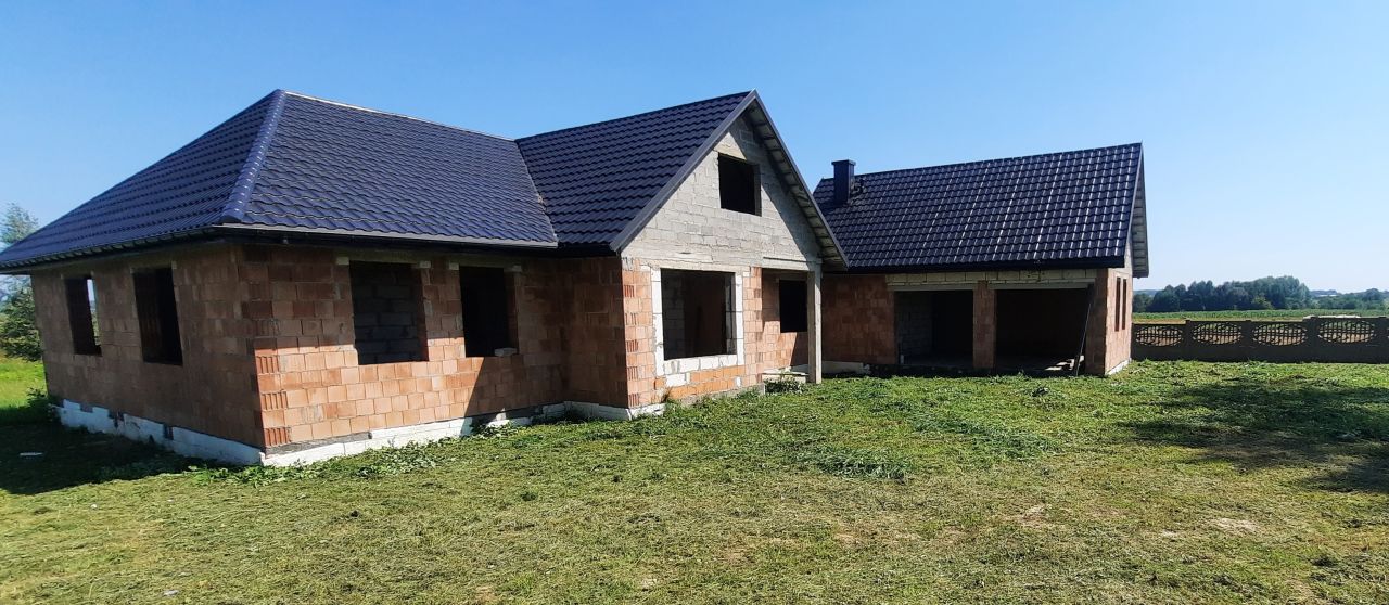 dom wolnostojący, 5 pokoi Łopuszno, ul. Kasztanowa