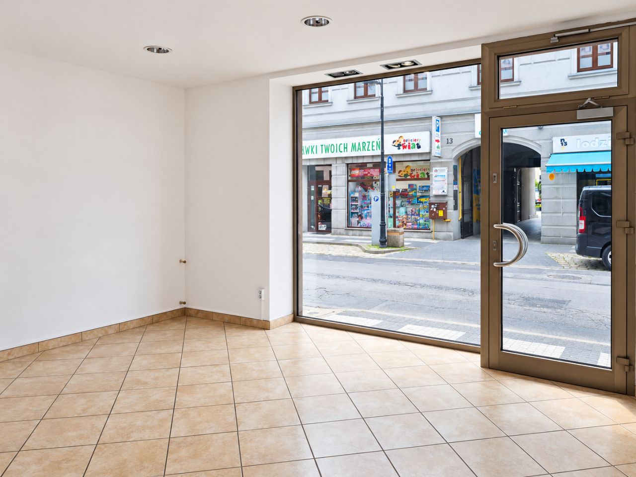 Lokal Września Centrum, ul. Warszawska. Zdjęcie 3