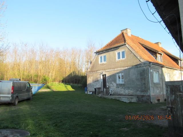 bliźniak, 2 pokoje Stama. Zdjęcie 1