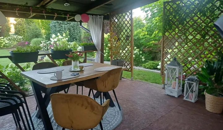 dom wolnostojący, 4 pokoje Plecewice