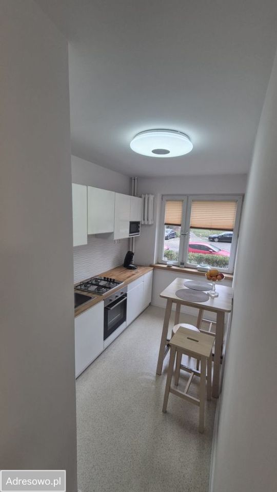 Mieszkanie 3-pokojowe Warszawa Stegny, ul. Kartaginy. Zdjęcie 4