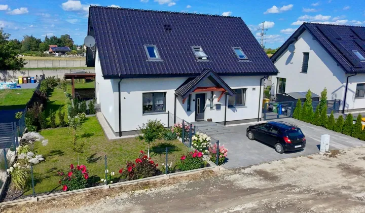 dom wolnostojący, 4 pokoje Olszowa, ul. Agatowa
