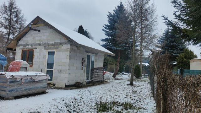 dom letniskowy Ząbki, ul. Wolności. Zdjęcie 1