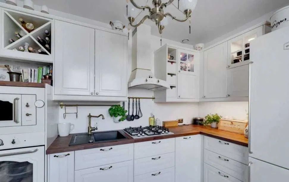 Mieszkanie 5-pokojowe Marki. Zdjęcie 7