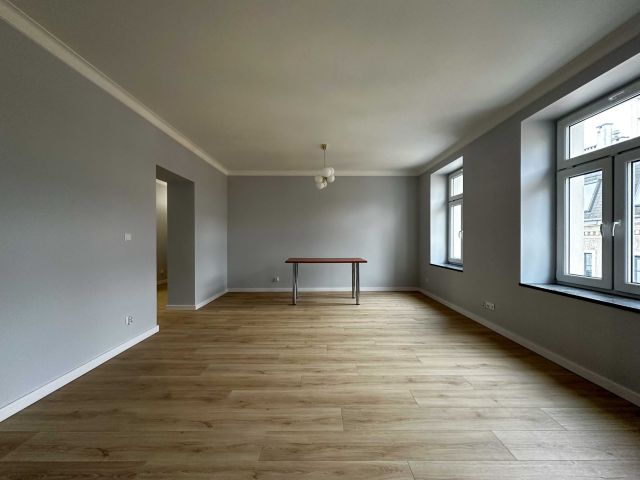 Mieszkanie 2-pokojowe Kielce Centrum, ul. Henryka Sienkiewicza. Zdjęcie 1