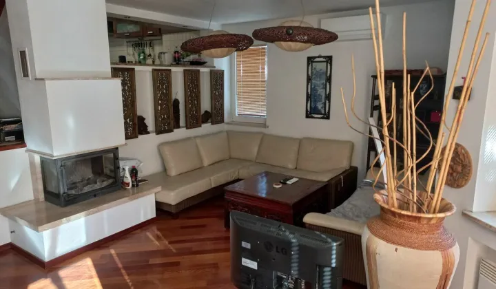 dom szeregowy, 5 pokoi Warszawa Wawer, ul. Jeziorowa