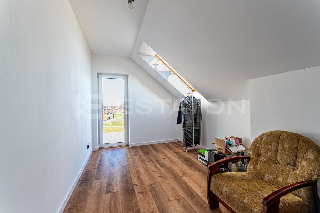 dom wolnostojący, 5 pokoi Jasionka. Zdjęcie 12