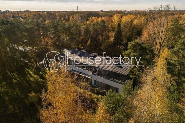 Mieszkanie 4-pokojowe Kolonia Brużyca, ul. Czesława Niemena. Zdjęcie 16