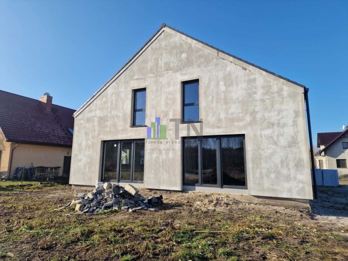 bliźniak, 4 pokoje Chrząstawa Wielka. Zdjęcie 13