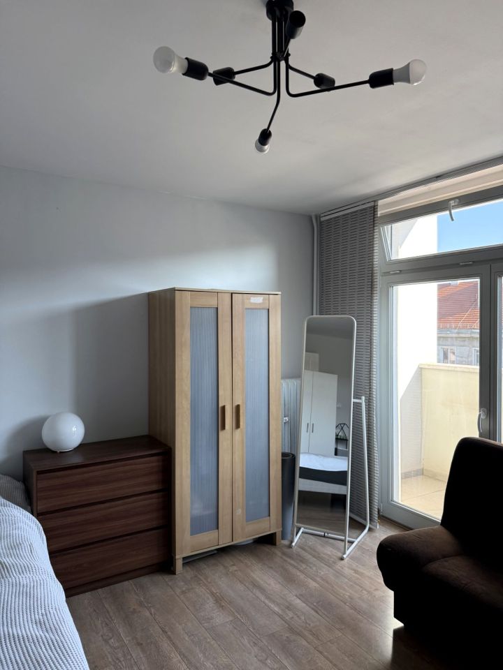 Mieszkanie 3-pokojowe Wrocław Stare Miasto, ul. Hugona Kołłątaja. Zdjęcie 6