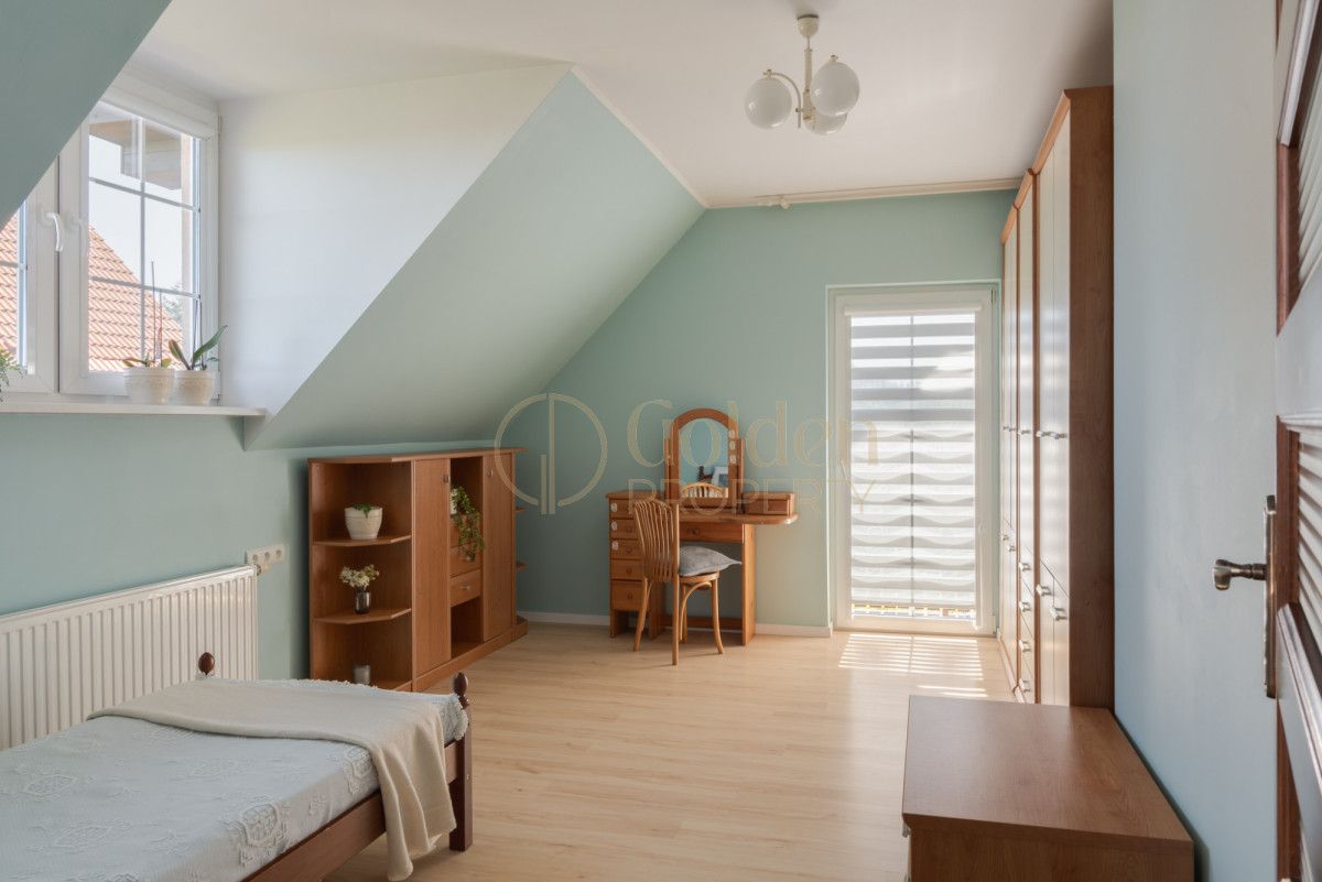 bliźniak, 15 pokoi Dębogórze. Zdjęcie 14