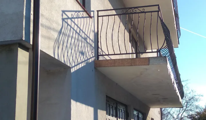 dom wolnostojący, 4 pokoje Wybudowanie Michałowo, Wiejska