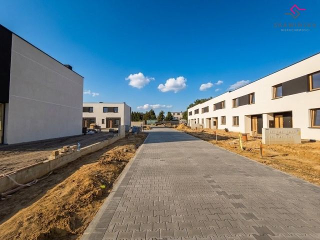 Mieszkanie 4-pokojowe Janków Przygodzki. Zdjęcie 4