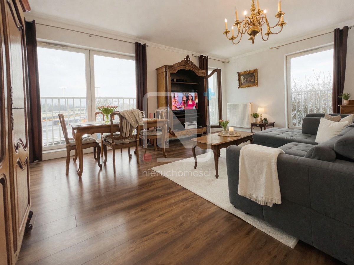 Mieszkanie 3-pokojowe Warszawa Włochy, ul. Krańcowa. Zdjęcie 1