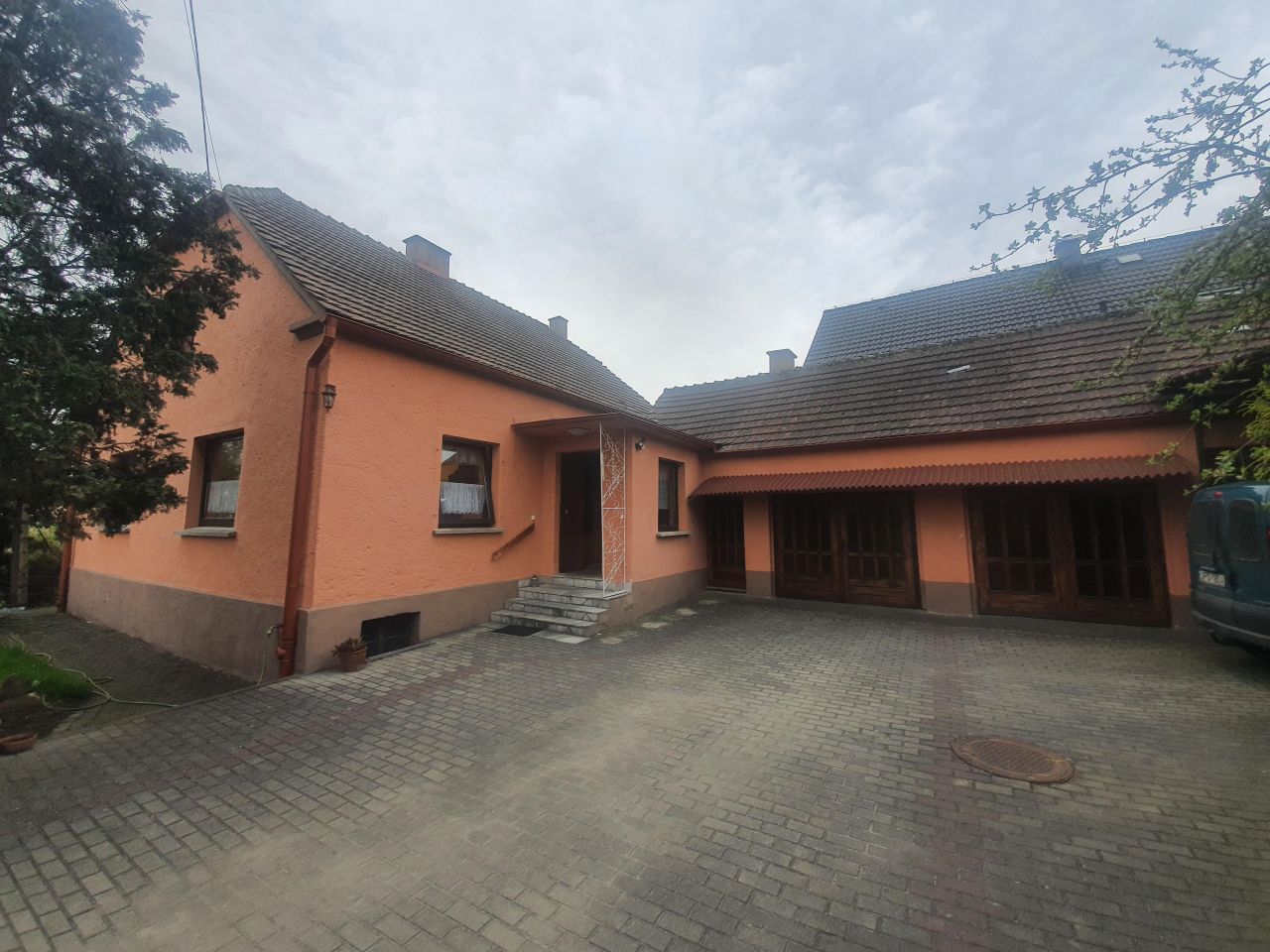 dom wolnostojący, 9 pokoi Wawelno, ul. Opolska