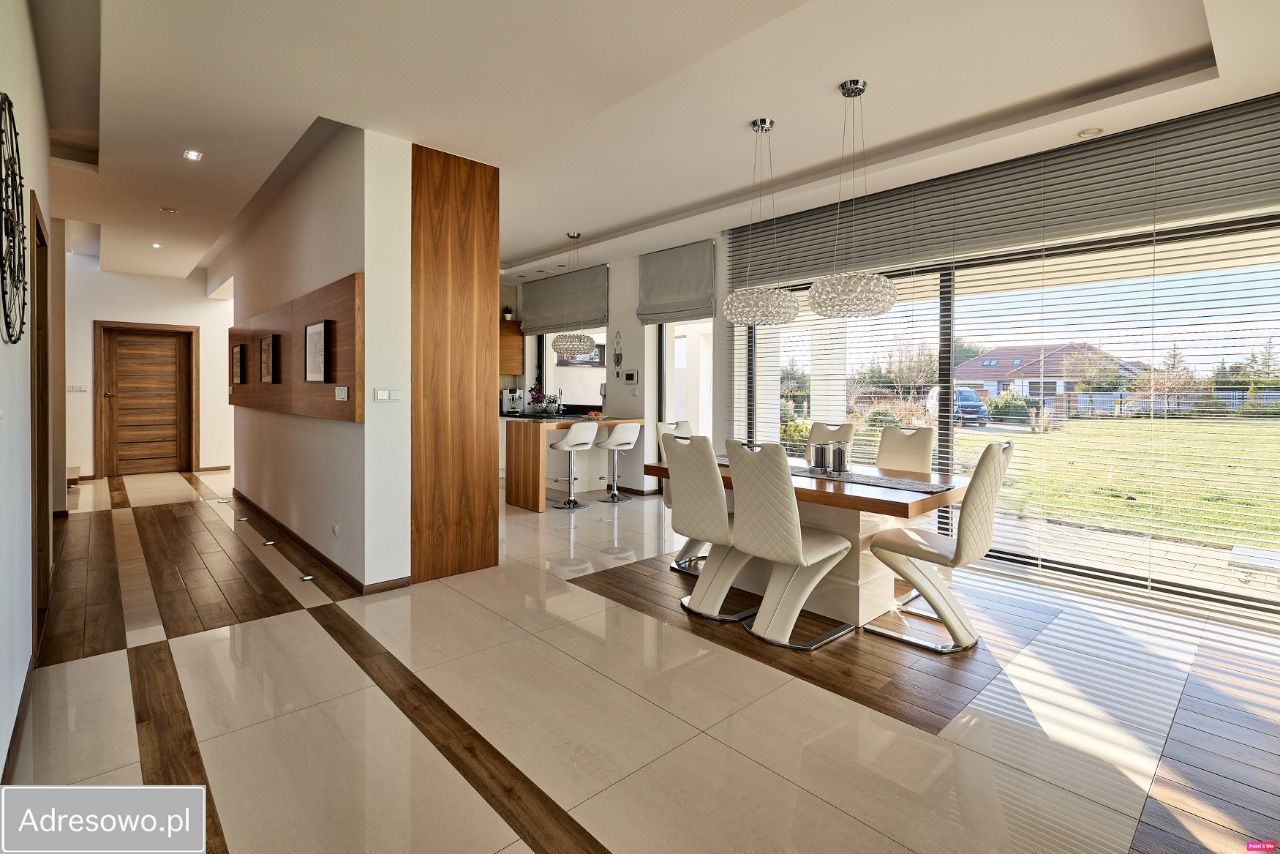 dom wolnostojący, 5 pokoi Tomaszkowo. Zdjęcie 9