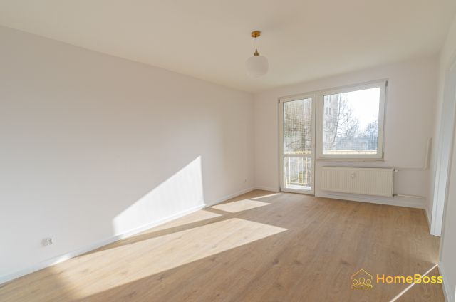 Mieszkanie 3-pokojowe Kraków Wzgórza Krzesławickie, os. Na Stoku. Zdjęcie 3