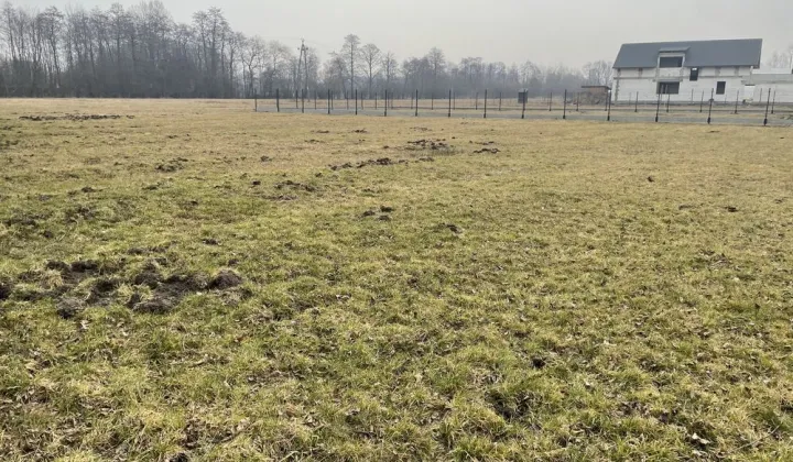 Działka budowlana Długa Szlachecka, ul. Prymasa Stefana Wyszyńskiego