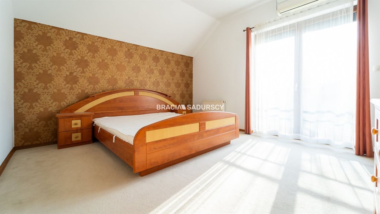 dom szeregowy, 5 pokoi Kraków Zwierzyniec, ul. Brzegowa. Zdjęcie 18