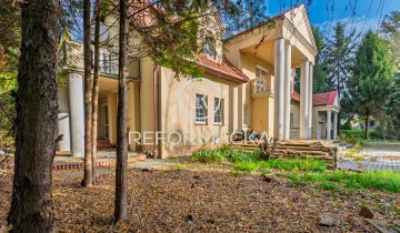 dom wolnostojący, 9 pokoi Rzeszów, ul. kard. Karola Wojtyły