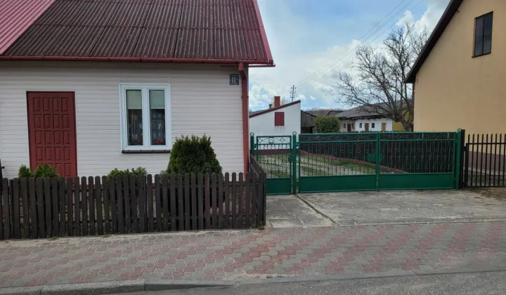 dom wolnostojący, 2 pokoje Fałków, ul. Przedborska