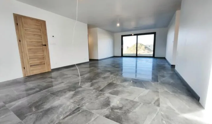 bliźniak, 4 pokoje Pyskowice, ul. Platanowa