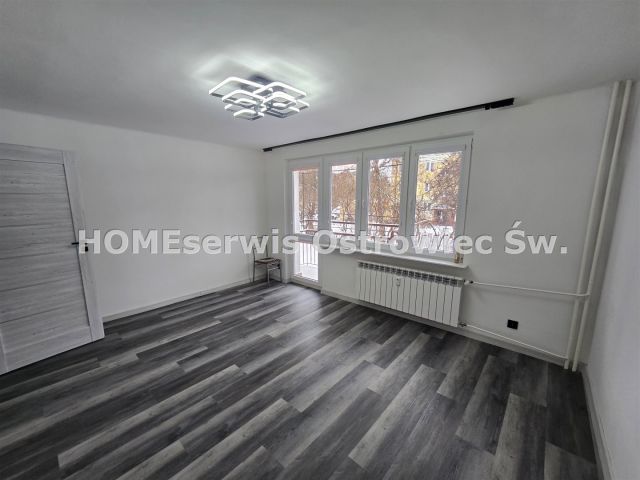 Mieszkanie 3-pokojowe Ostrowiec Świętokrzyski Centrum. Zdjęcie 9