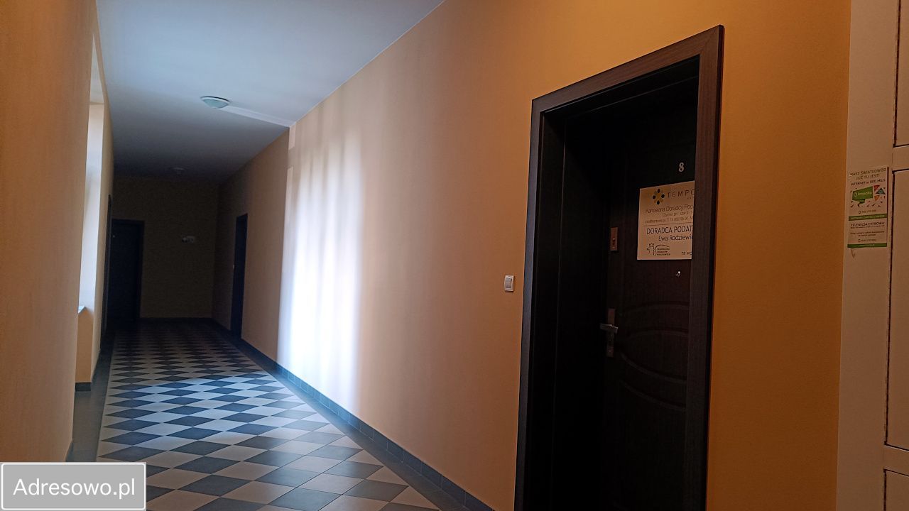 Biuro Świdnica, ul. Ofiar Oświęcimskich. Zdjęcie 4