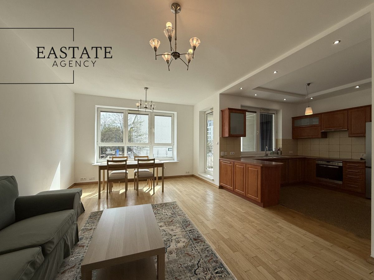 Mieszkanie 3-pokojowe Warszawa Śródmieście, ul. Stawki. Zdjęcie 7