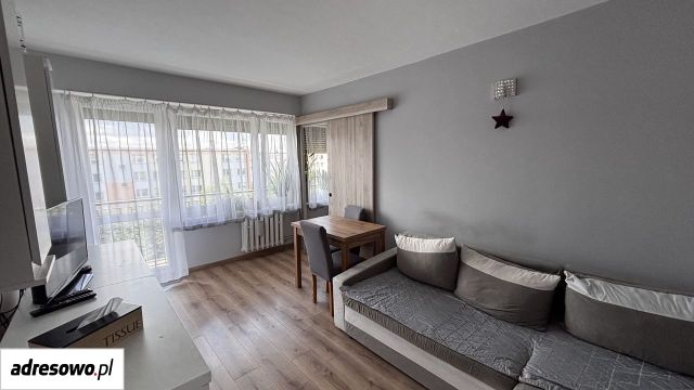 Mieszkanie 3-pokojowe Lubaczów, os. Unii Lubelskiej. Zdjęcie 1