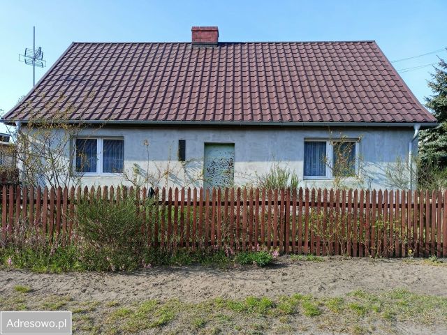 dom wolnostojący, 3 pokoje Krzeszyce, ul. Lipowa. Zdjęcie 1
