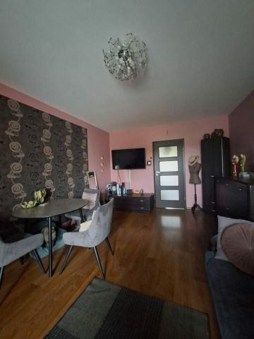 Mieszkanie 2-pokojowe Tomaszów Mazowiecki, ul. Nowowiejska. Zdjęcie 1