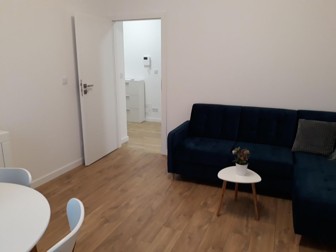 Mieszkanie 2-pokojowe Warszawa Bielany, ul. Zbigniewa Romaszewskiego. Zdjęcie 3