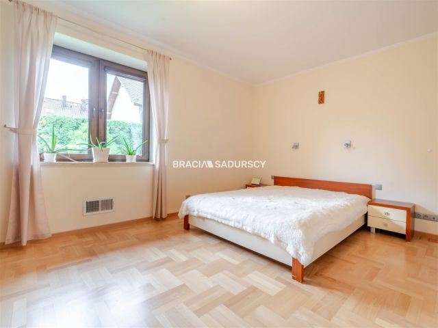 dom wolnostojący, 6 pokoi Sułków. Zdjęcie 14