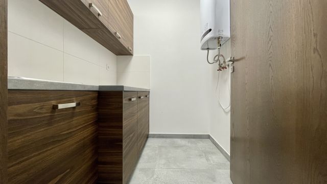 Biuro Rzeszów, rondo im. Żołnierzy 10 Sudeckiej Dywizji Piechoty. Zdjęcie 13