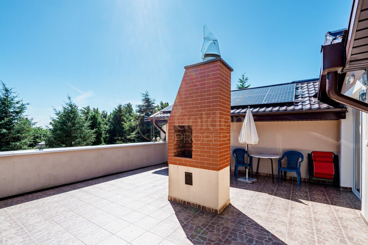 Lokal Jastrzębia Góra, ul. Kuracyjna. Zdjęcie 8