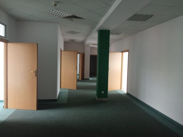 Biuro Sanok Wójtostwo, ul. Traugutta. Zdjęcie 1