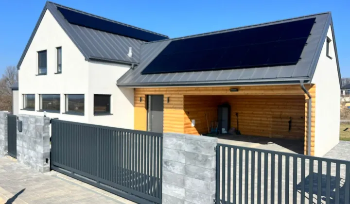 dom wolnostojący, 4 pokoje Skwierzynka, Bieszczadzka