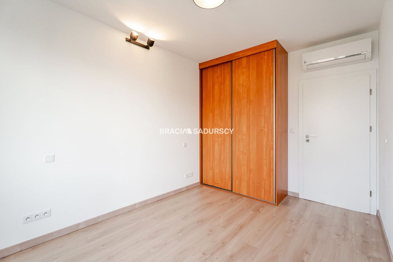 Mieszkanie 3-pokojowe Kraków Dębniki, ul. Czerwone Maki. Zdjęcie 20