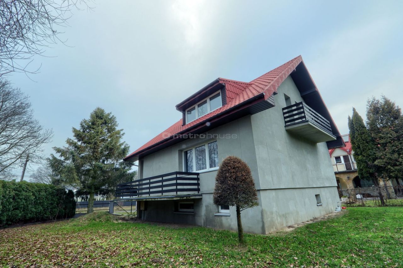 dom wolnostojący, 4 pokoje Zgierz. Zdjęcie 3