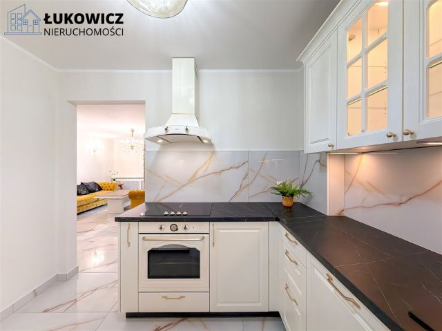 Mieszkanie 3-pokojowe Bielsko-Biała Lipnik. Zdjęcie 3