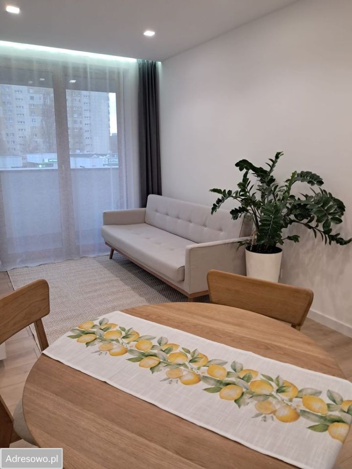 Mieszkanie 4-pokojowe Kraków Czyżyny, os. Dywizjonu 303. Zdjęcie 9