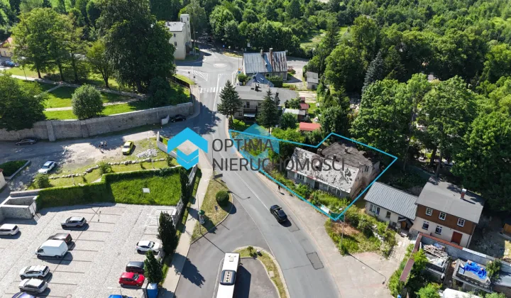 dom wolnostojący, 10 pokoi Jelenia Góra Sobieszów, ul. Cieplicka