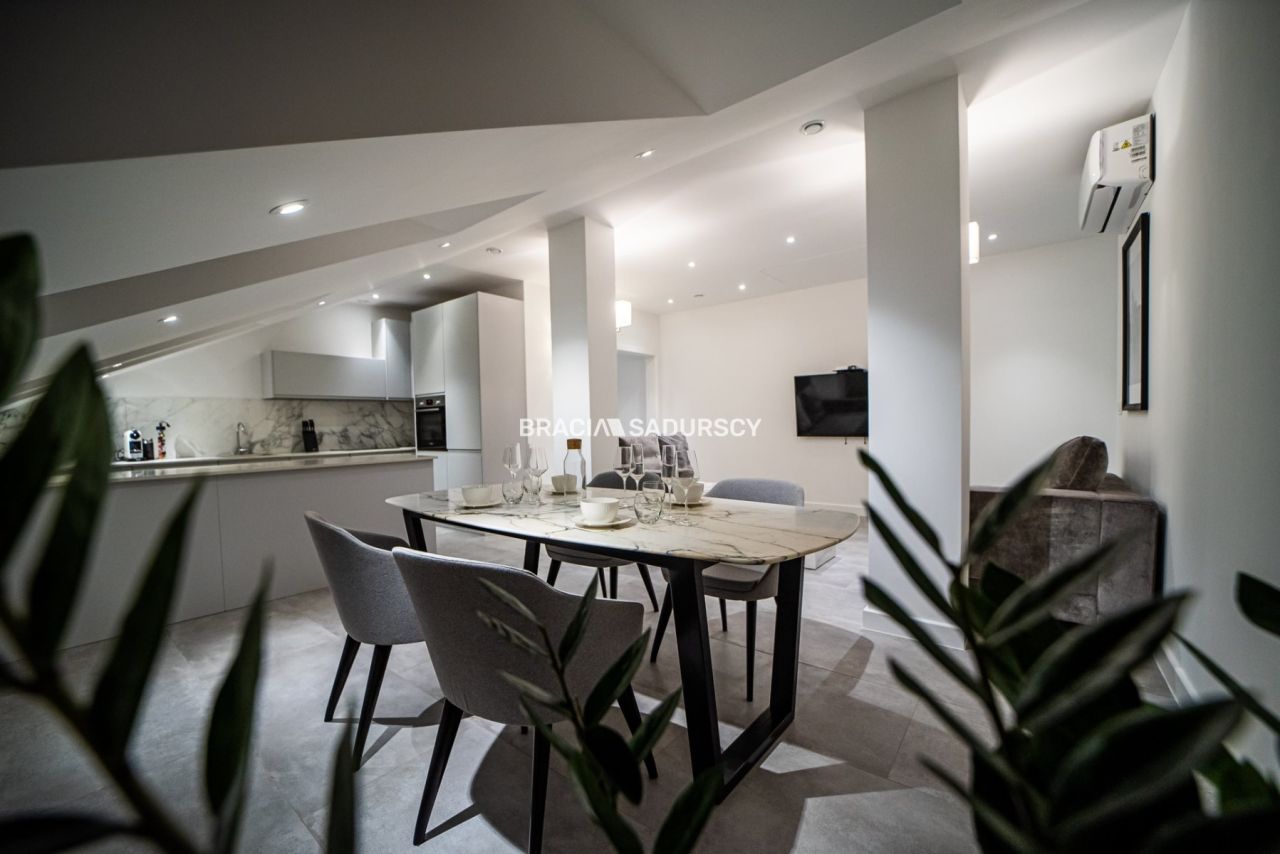 Mieszkanie 3-pokojowe Żywiec, rynek Rynek. Zdjęcie 5