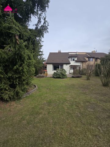 bliźniak, 5 pokoi Konin Przydziałki, ul. Koralowa. Zdjęcie 1