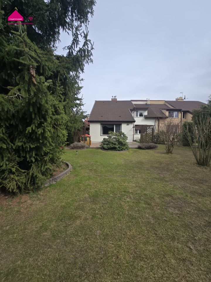 bliźniak, 5 pokoi Konin Przydziałki, ul. Koralowa. Zdjęcie 1