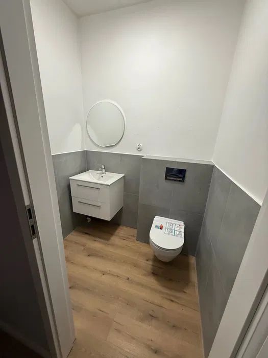 Hala/magazyn Kanie. Zdjęcie 2