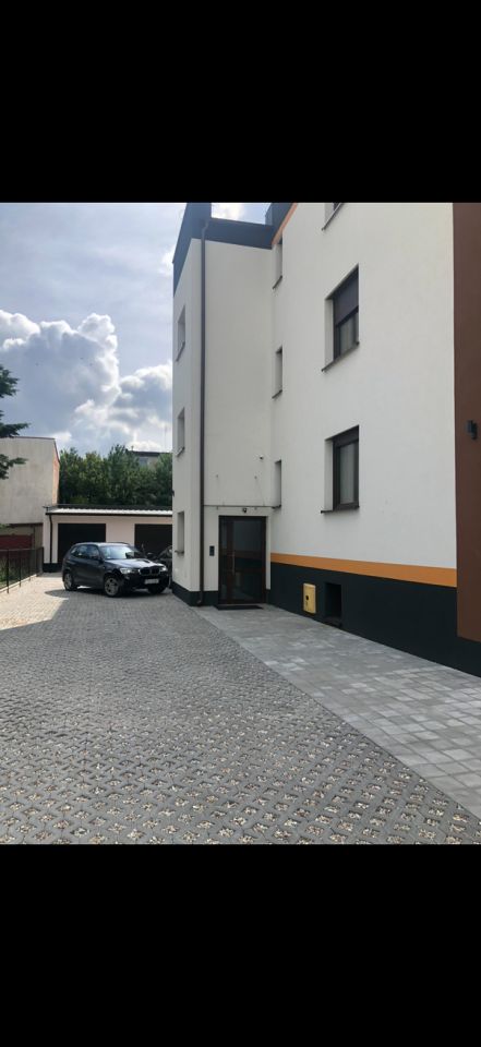Mieszkanie 2-pokojowe Radomsko Centrum, ul. Różana. Zdjęcie 1