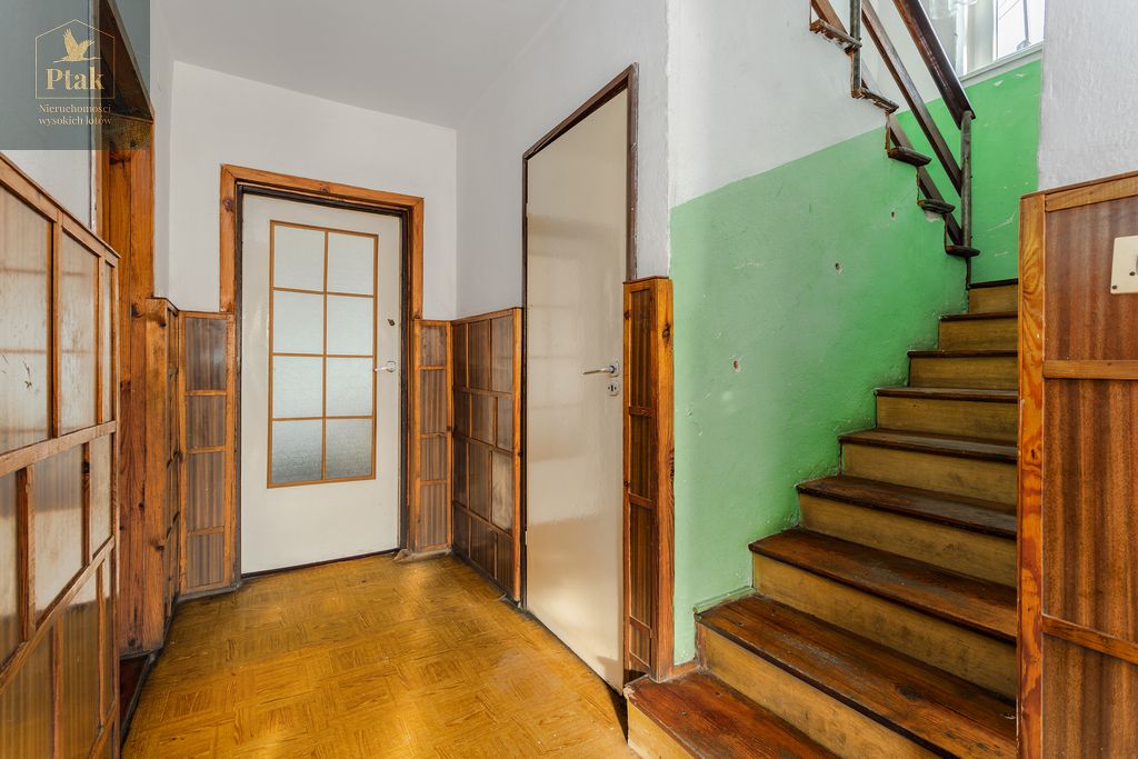 dom wolnostojący, 5 pokoi Tulce. Zdjęcie 15