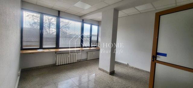 Biuro Wrocław, pl. Powstańców Śląskich. Zdjęcie 1